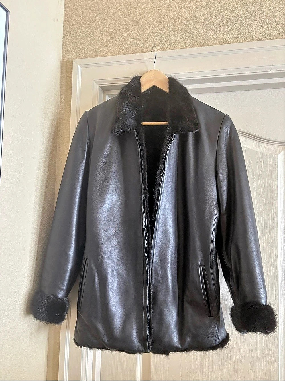 Bernini of Beverly Hills Leather and Mink Jacket Reversible size medium $5000